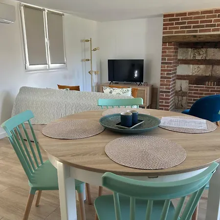 La Petite Maison D Anna Holiday home Courcelles-sous-Thoix